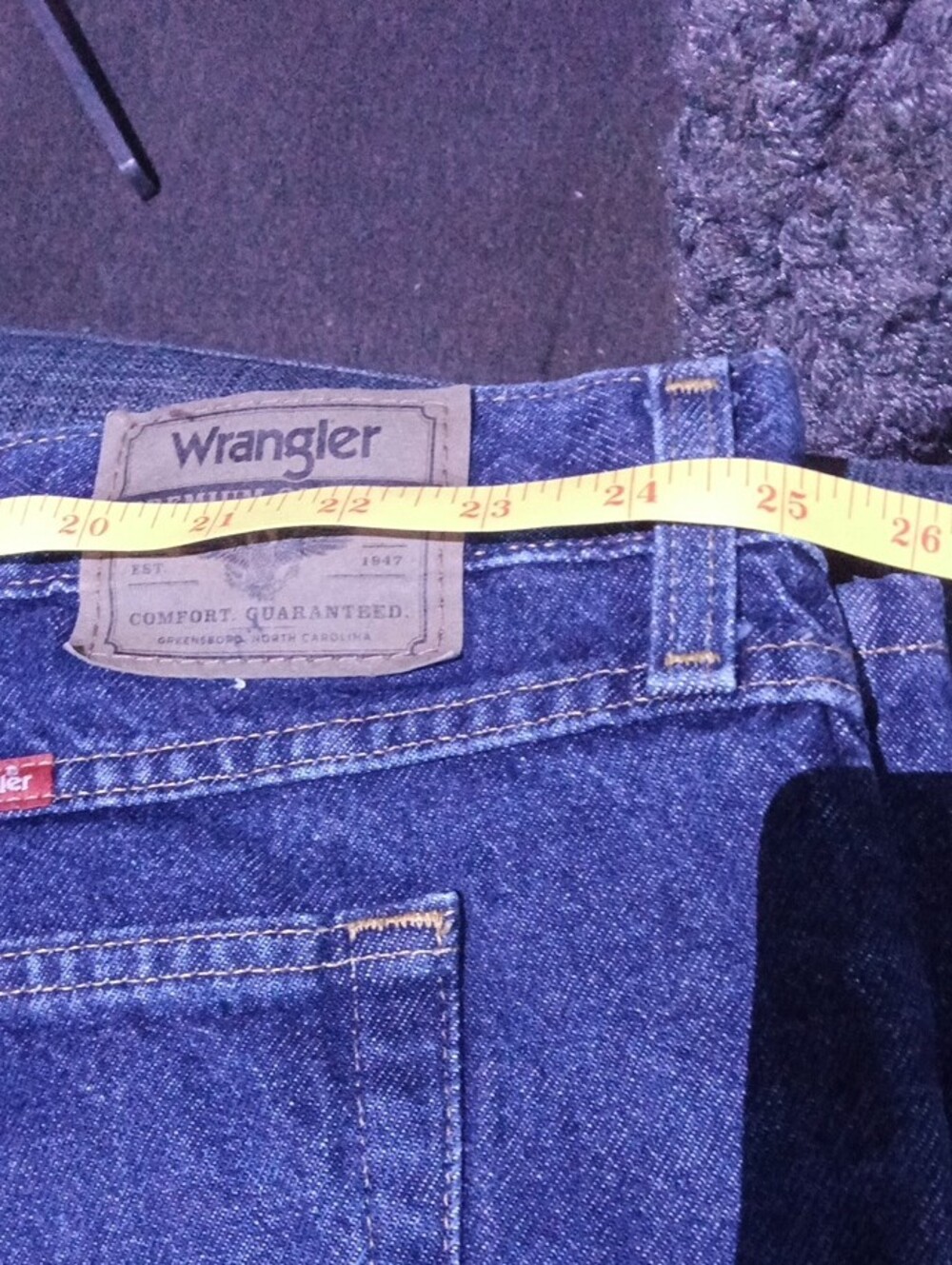 Wrangler Men's Indigo Relaxed Fit Jeans - Picture 4 of 7